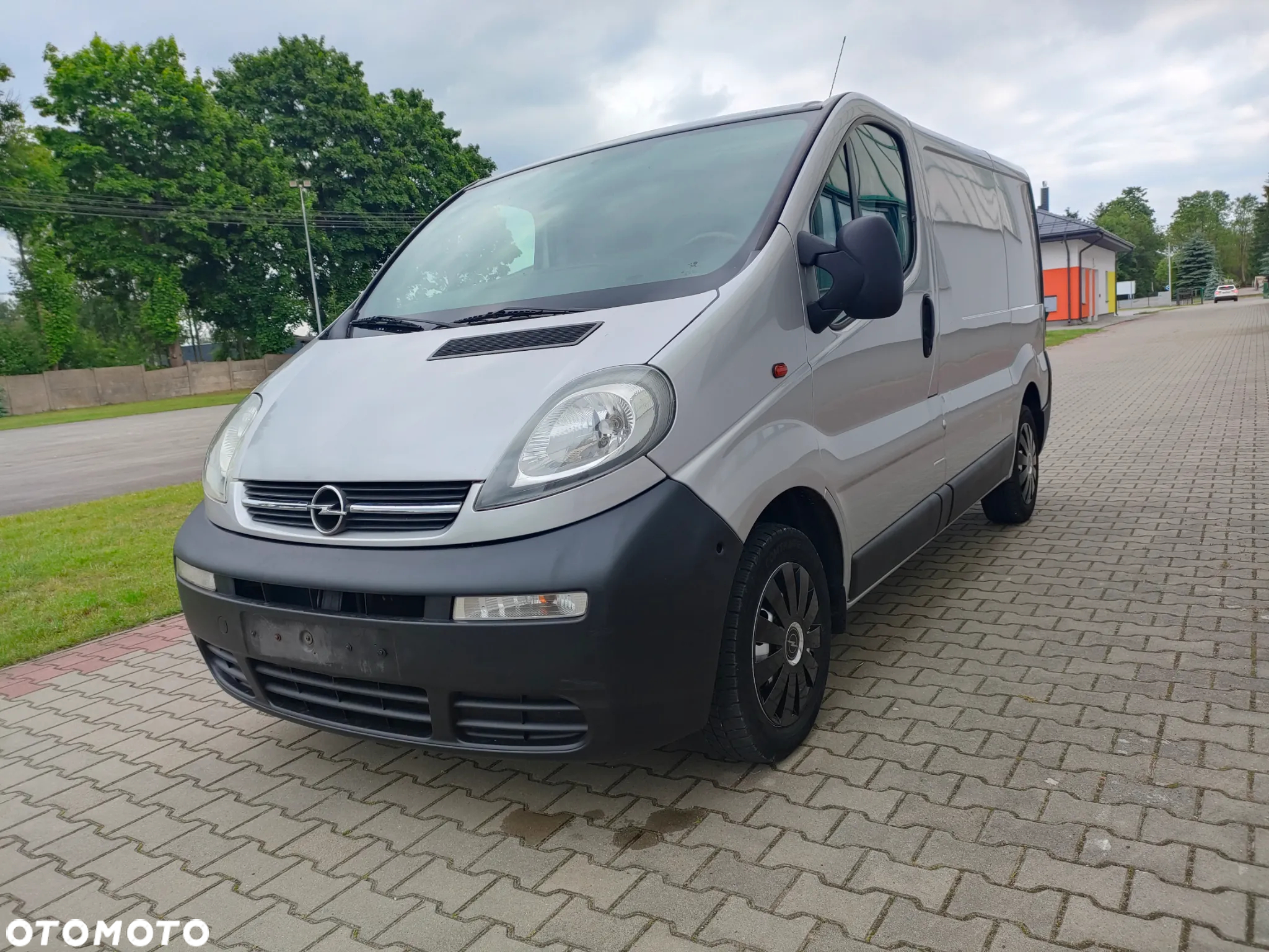 Opel Vivaro - 8