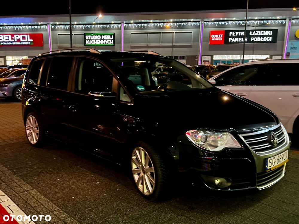 Volkswagen Touran - 2