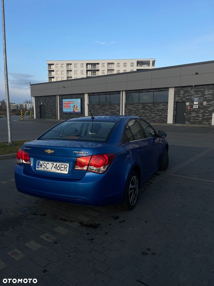 Chevrolet Cruze 1.8 LT - 3