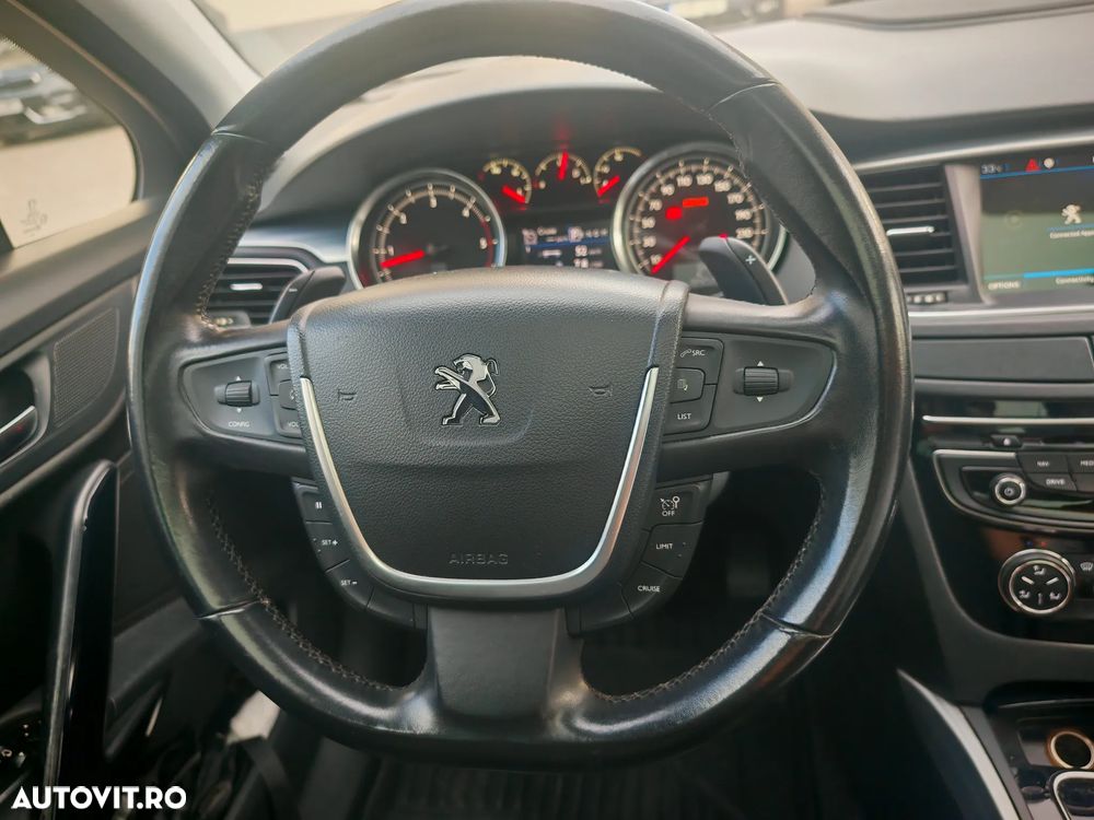 Peugeot 508 2.2 HDI FAP BVA GT - 11