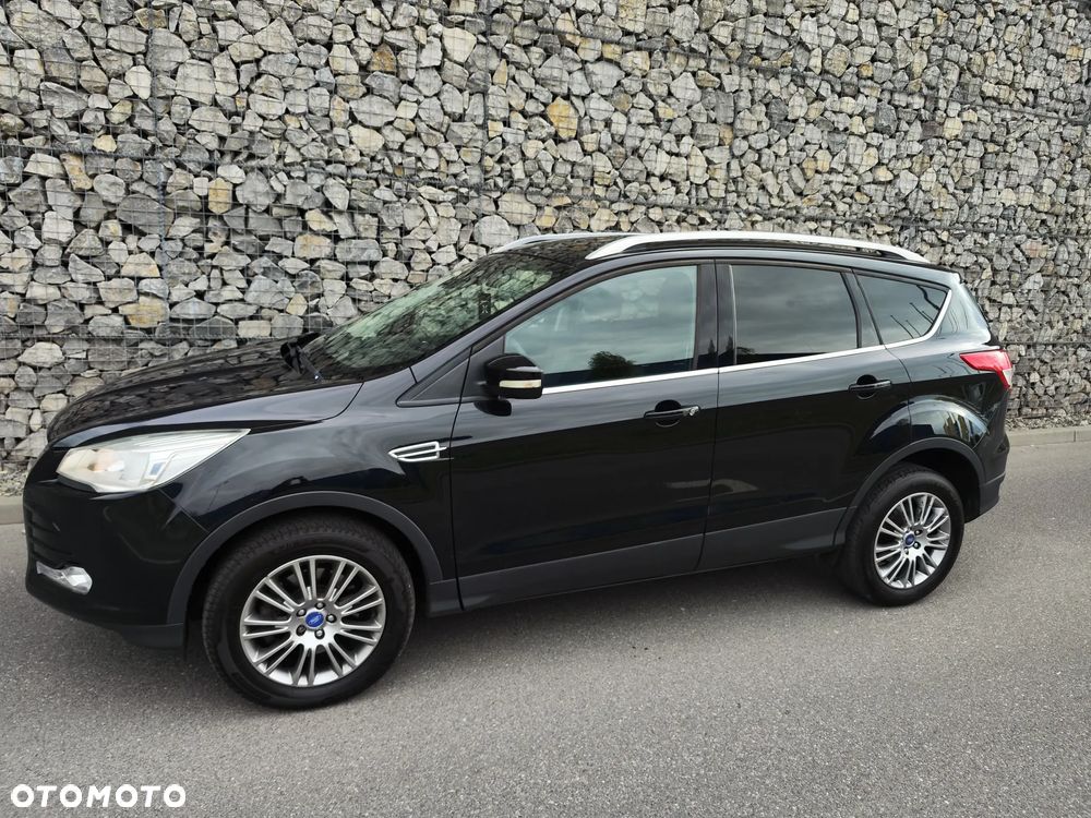 Ford Kuga 2.0 TDCi 2x4 Titanium - 9