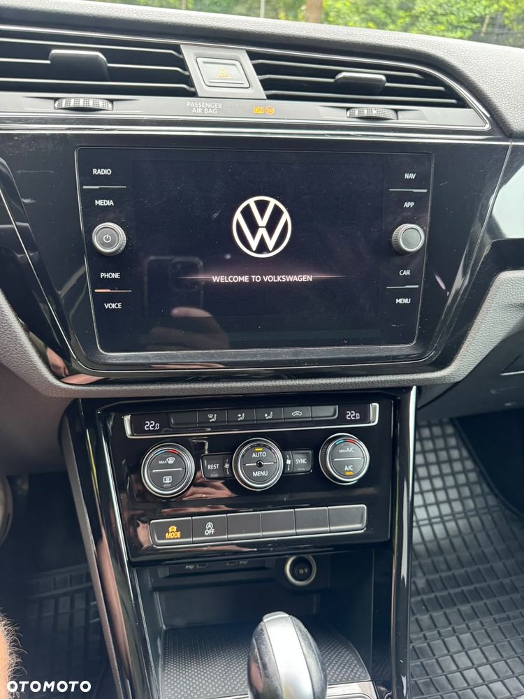 Volkswagen Touran 2.0 TDI BMT Highline DSG - 8