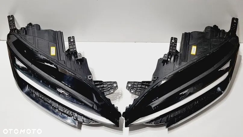 REFLEKTOR LEWY PRAWY FULL LED BYD SEAL U - 3