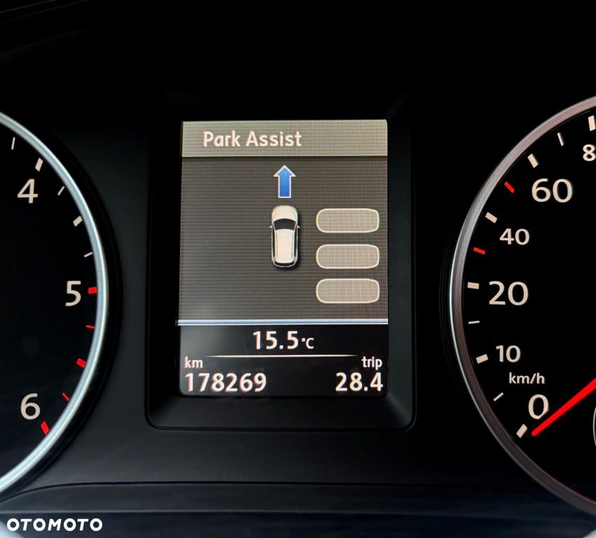 Volkswagen Tiguan 2.0 TDI BlueMot Sport&Style - 25