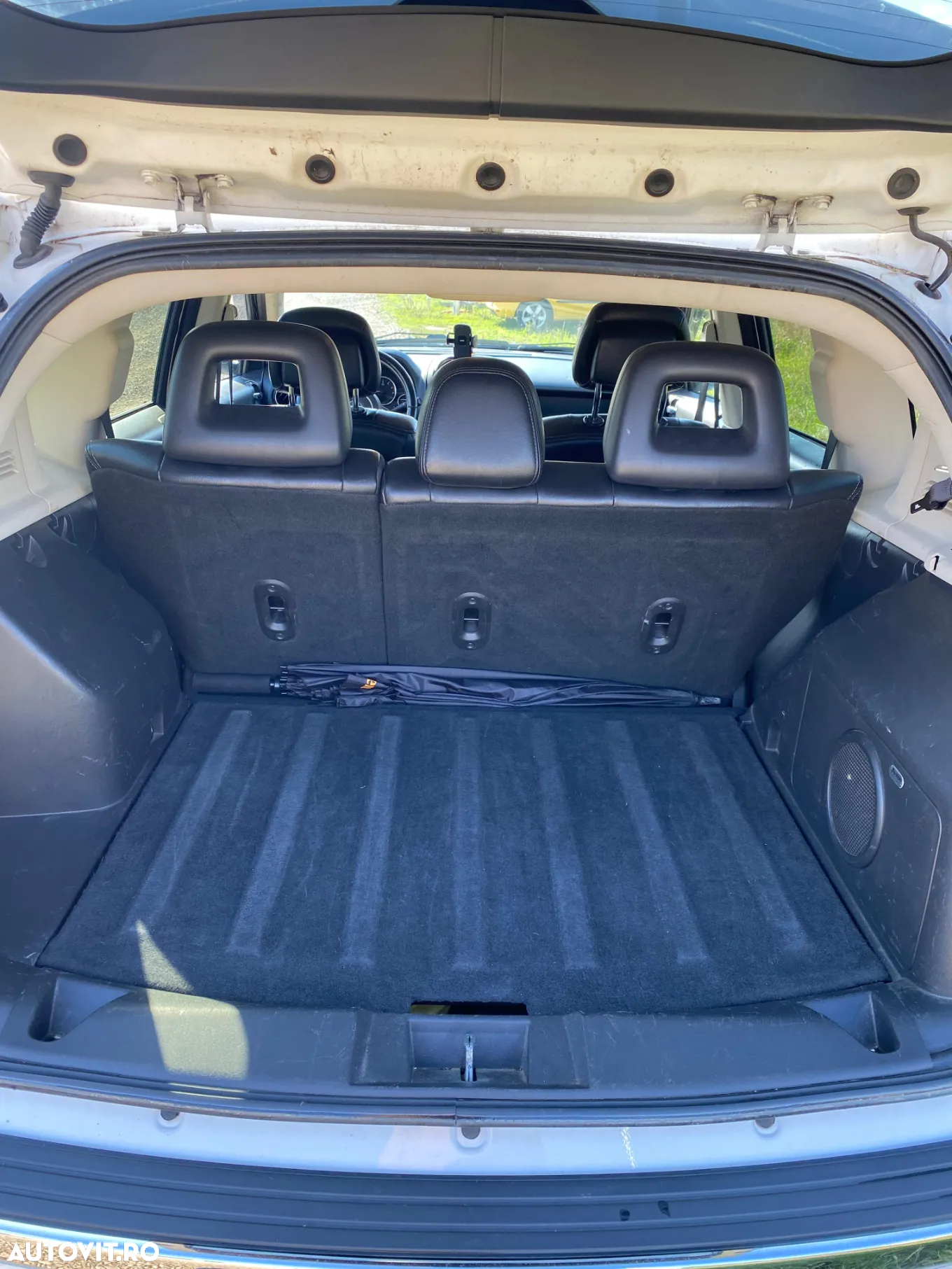 Jeep Compass - 13