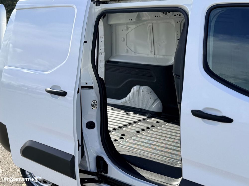 Peugeot Partner 1.5 BlueHDi Premium Longa - 11