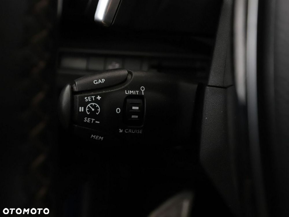 Peugeot 3008 2.0 BlueHDi GT S&S EAT8 - 38