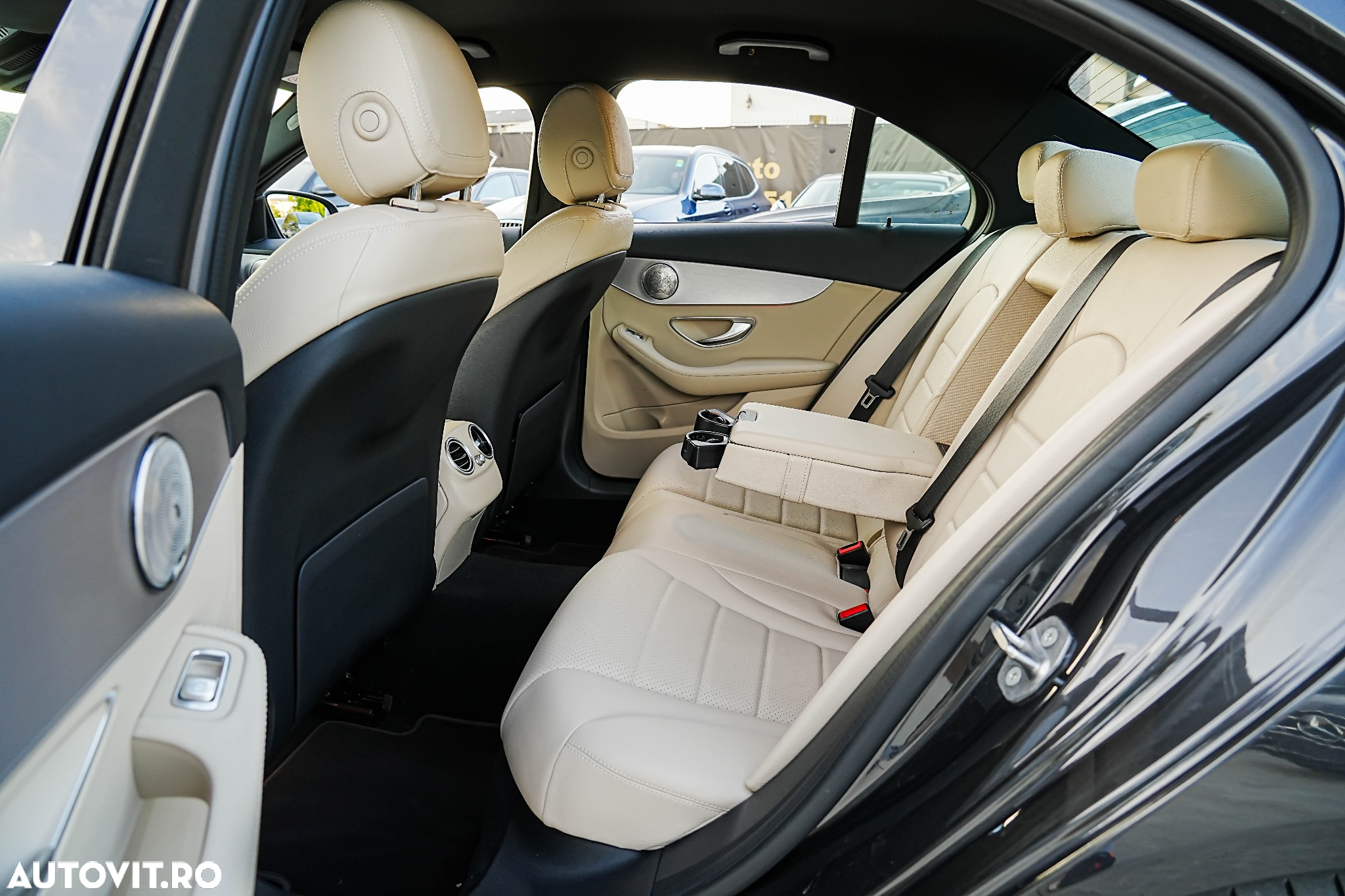 Mercedes-Benz C 300 e 9G-TRONIC Exclusive - 17