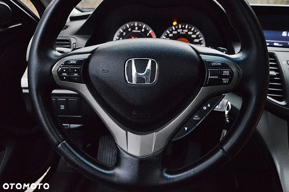 Honda Accord 2.4 Executive - 23