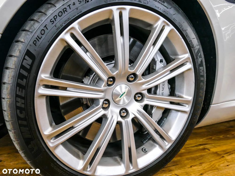 Aston Martin Rapide Luxe Touchtronic II - 37