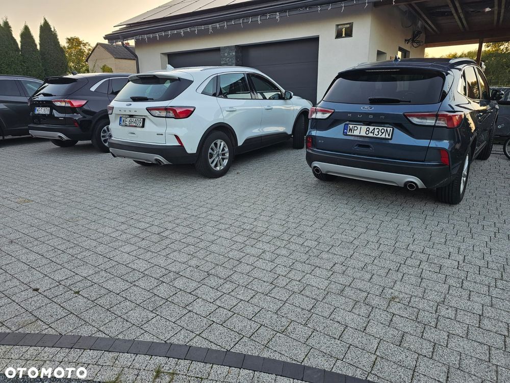 Ford Kuga 2022 photo 3