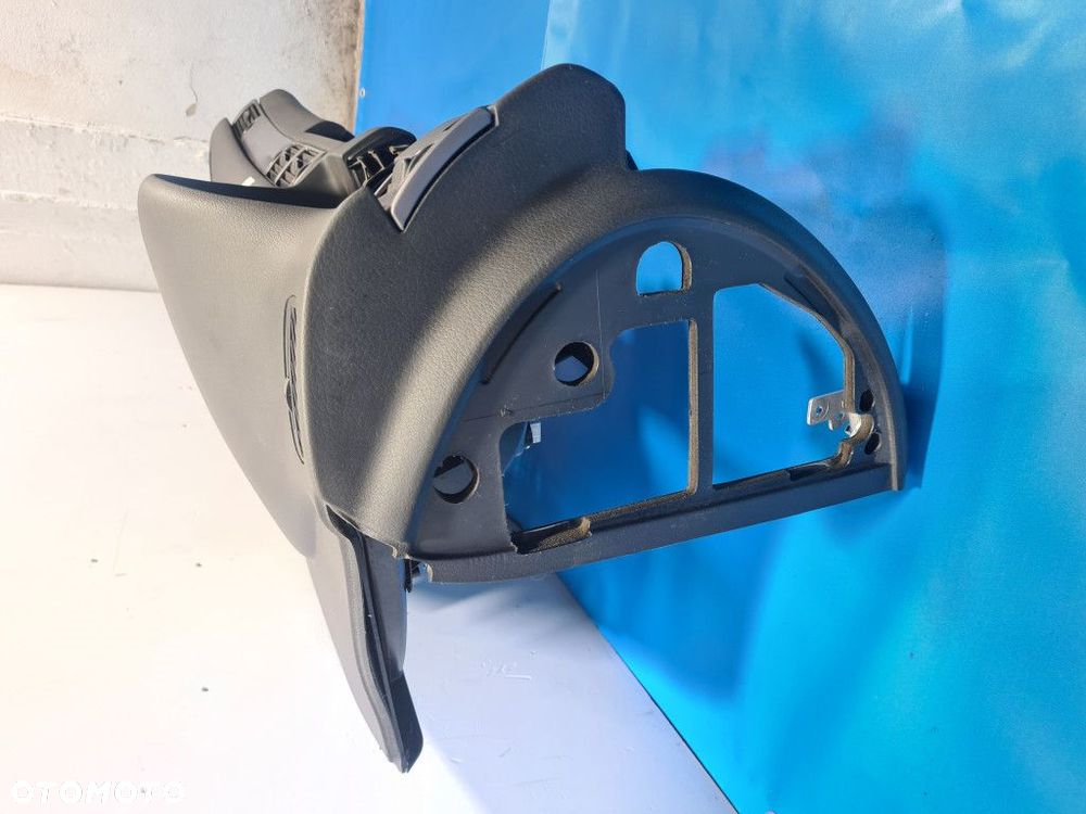 DESKA ROZDZIELCZA  AUDI A6 C5 - 7