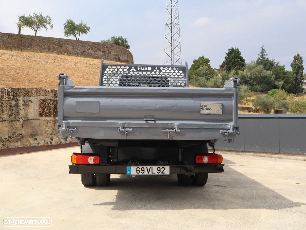 Mitsubishi Fuso 3.0 Basculante - 5