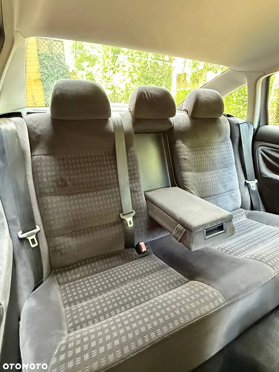 Volkswagen Passat 1.9 TDI Basis - 9
