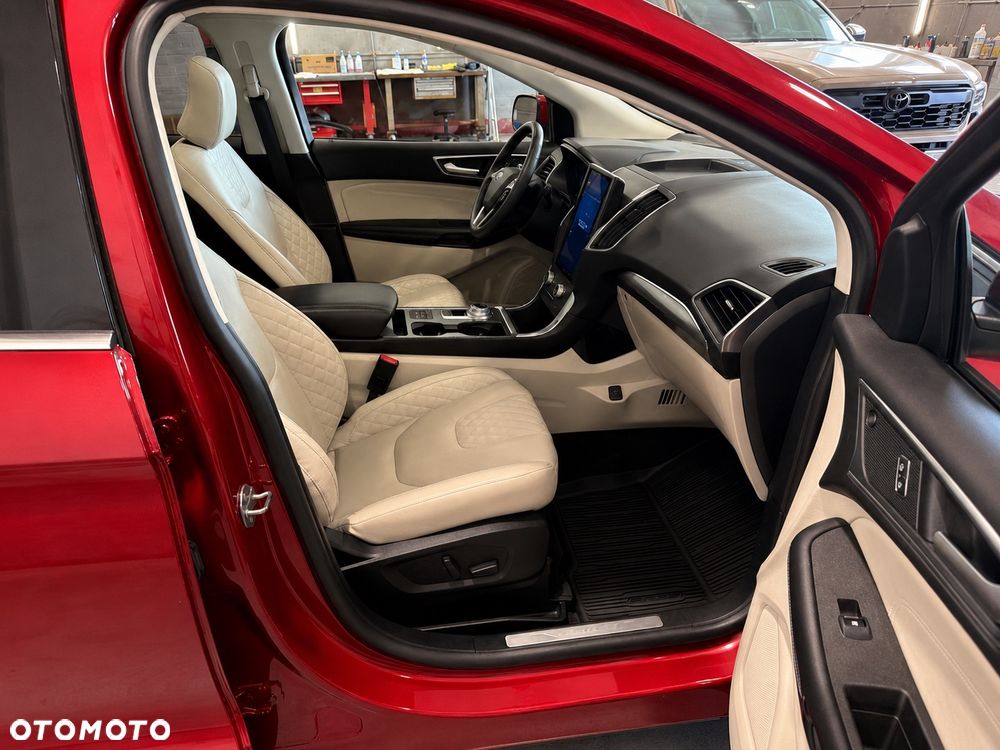 Ford Edge - 13