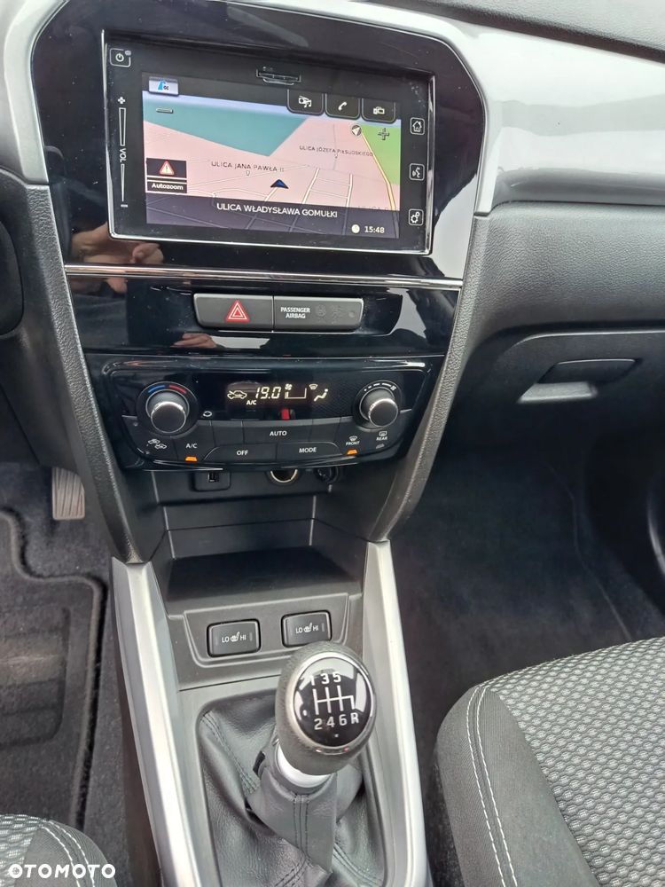 Suzuki Vitara 1.6 DDiS (4x2) Comfort+ - 16