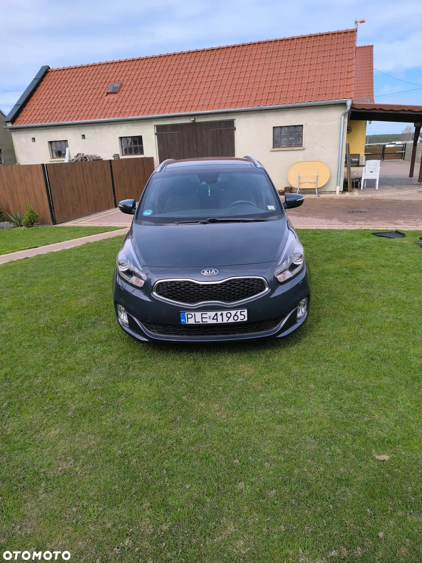Kia Carens 1.7 CRDi L 7os - 10