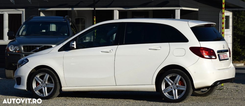 Mercedes-Benz B 220 - 12