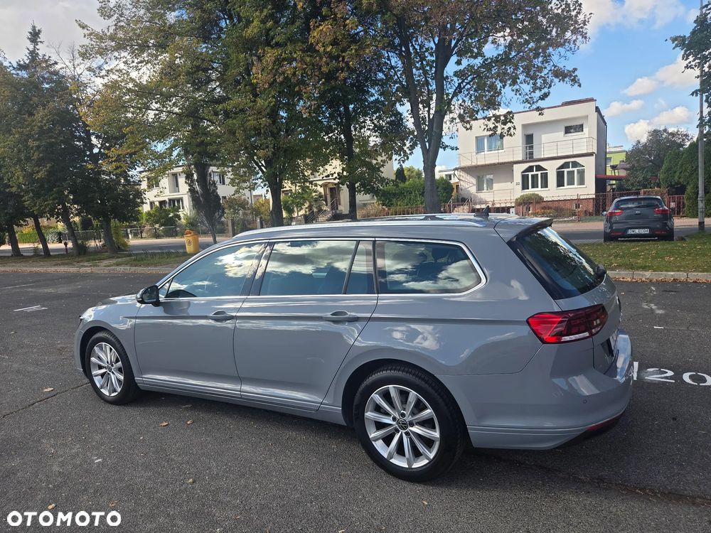 Volkswagen Passat 2.0 TDI SCR Style DSG - 26