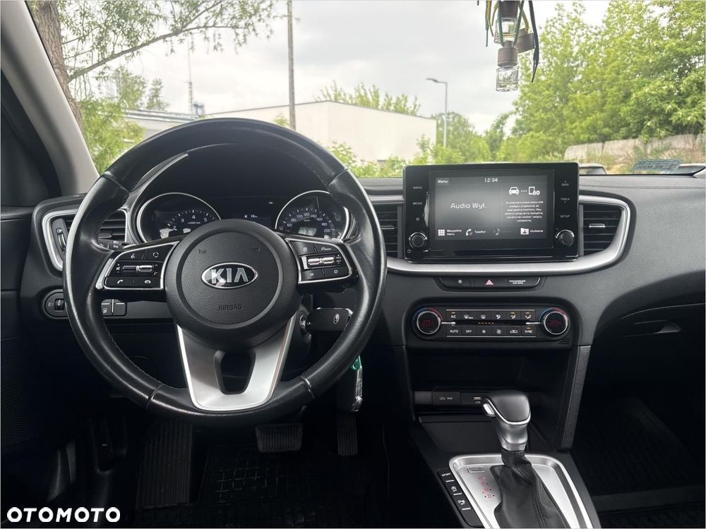 Kia Ceed 1.5 T-GDI M DCT - 12