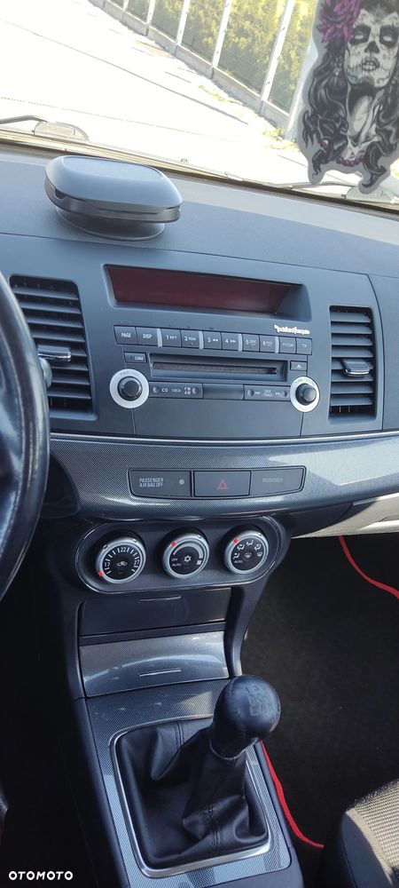 Mitsubishi Lancer 1.8 Intense - 14