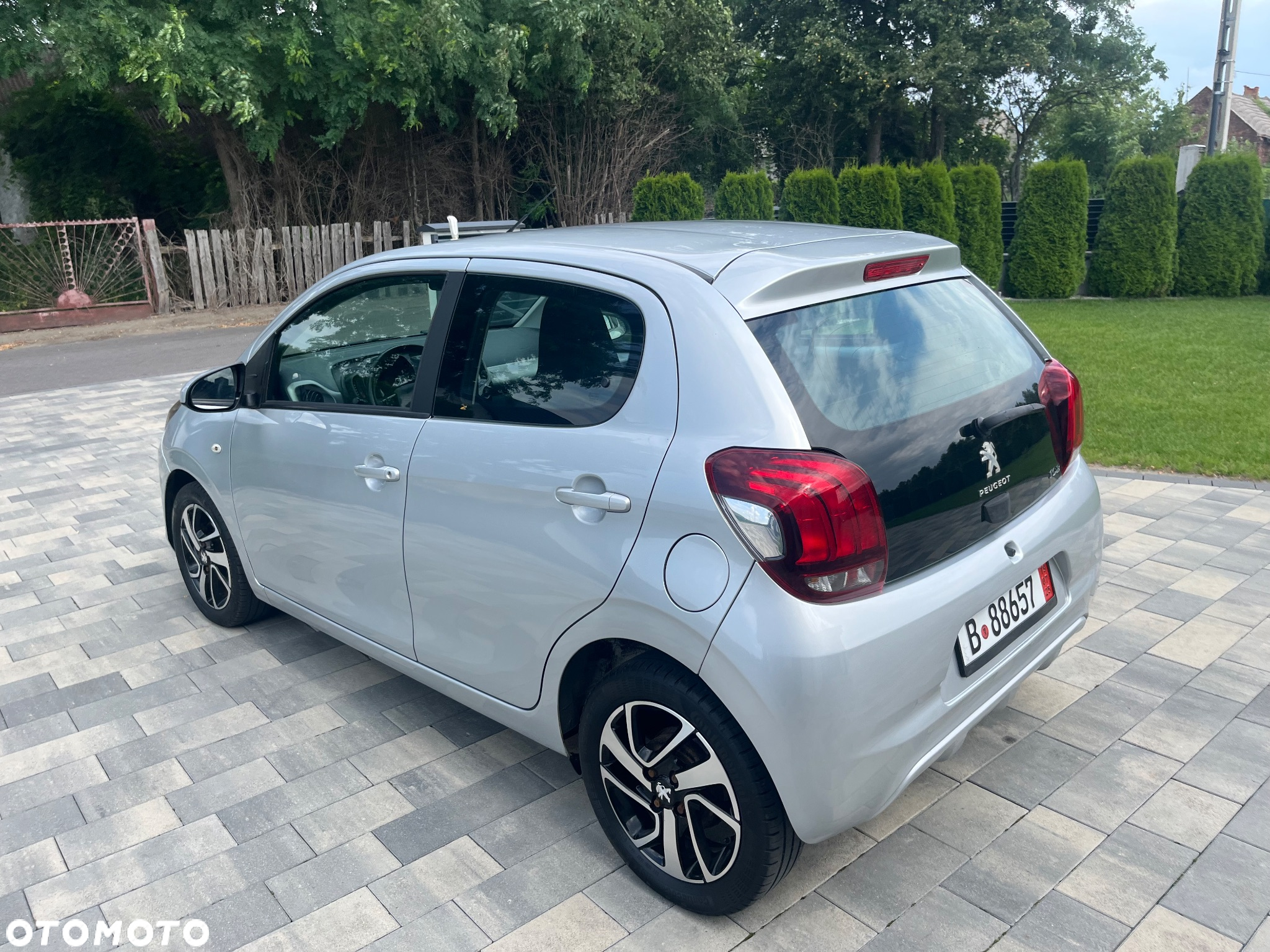 Peugeot 108 - 9