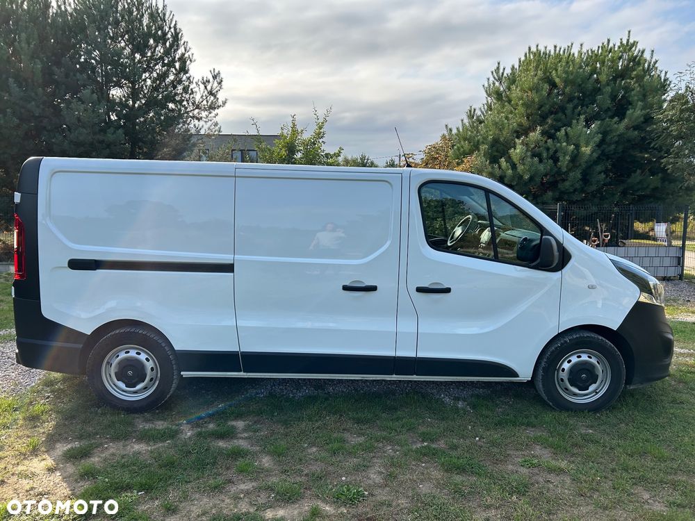Opel Vivaro - 2