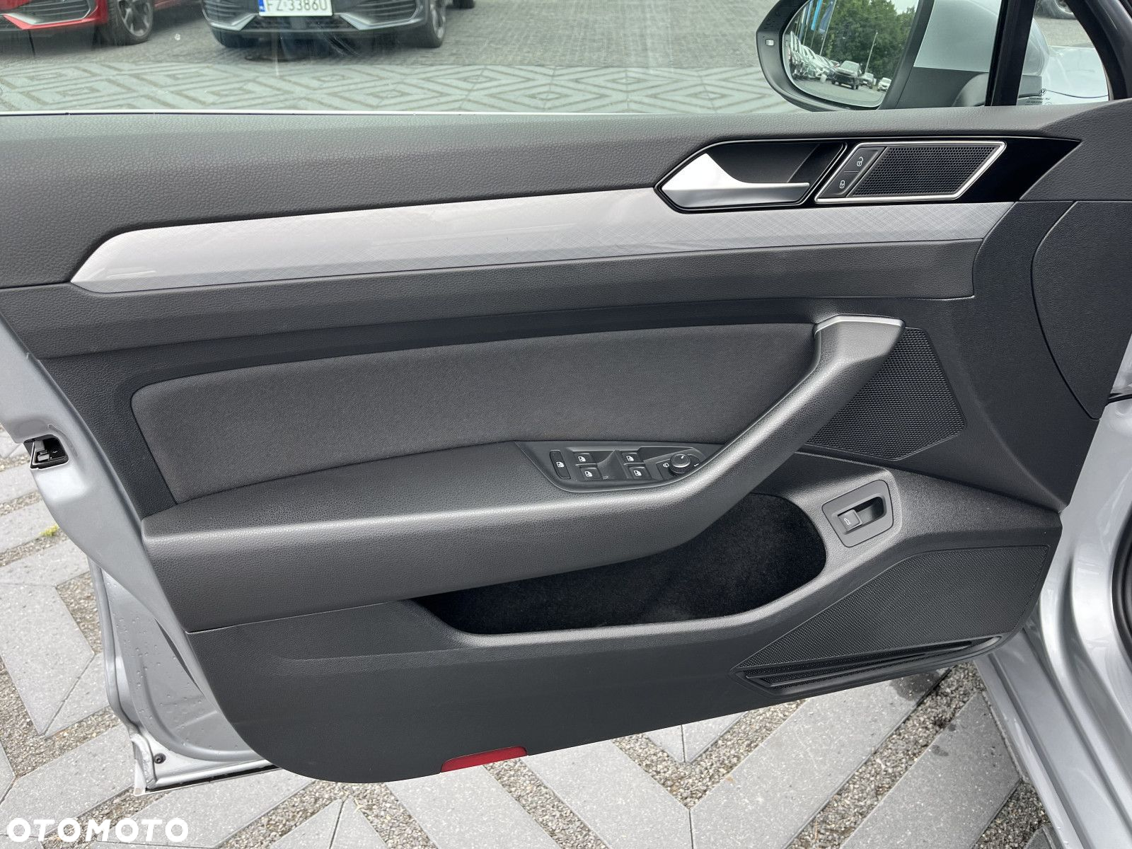 Volkswagen Passat 2.0 TDI EVO Business DSG - 17