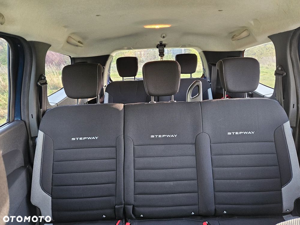 Dacia Lodgy 1.3 TCe Stepway S&S - 12