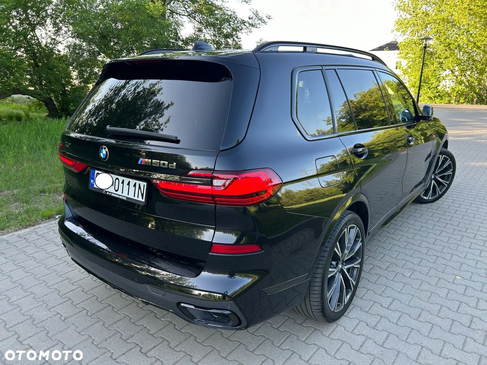 BMW X7 - 33