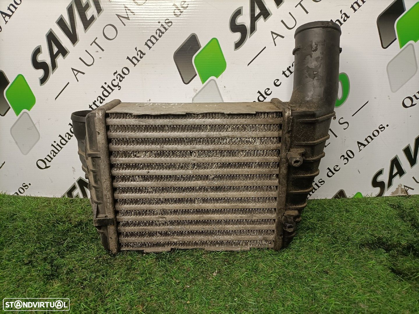 Radiador Intercooler Volkswagen Passat Variant (3B5) - 2