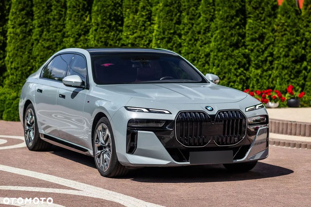 BMW Seria 7 740d xDrive mHEV Individual Edition sport - 4