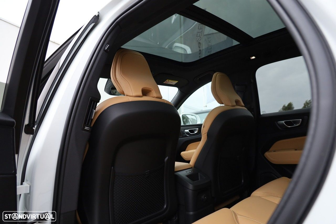Volvo XC 60 2.0 T6 PHEV Plus Bright AWD - 13