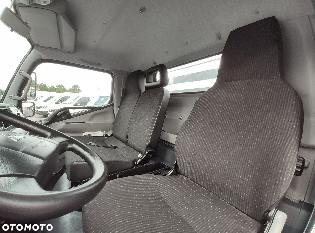 Mitsubishi Canter 7C18 3.0/150 KM Skrzyniowy Automat Klima - 22