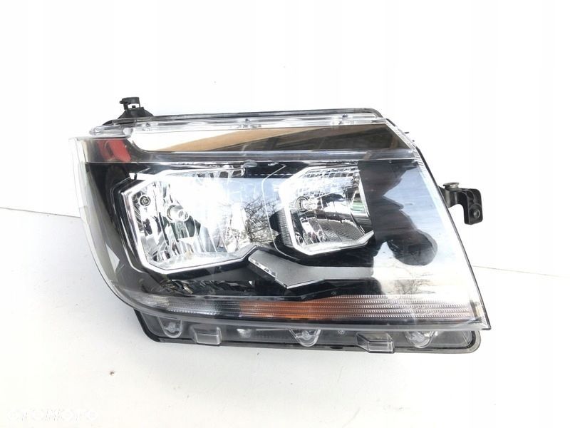 ŁADNA VW CRAFTER MAN 7C LAMPA REFLEKTOR PRAWA 7C1941006 - 2