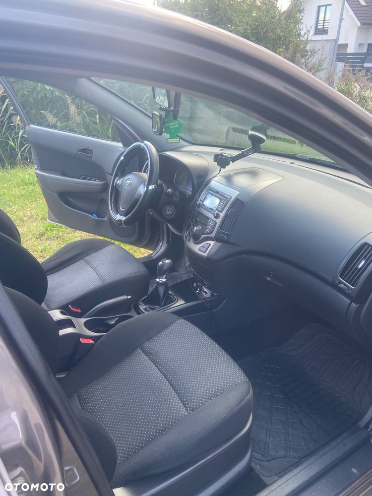 Hyundai i30 1.6 CRDi Blue Classic - 10