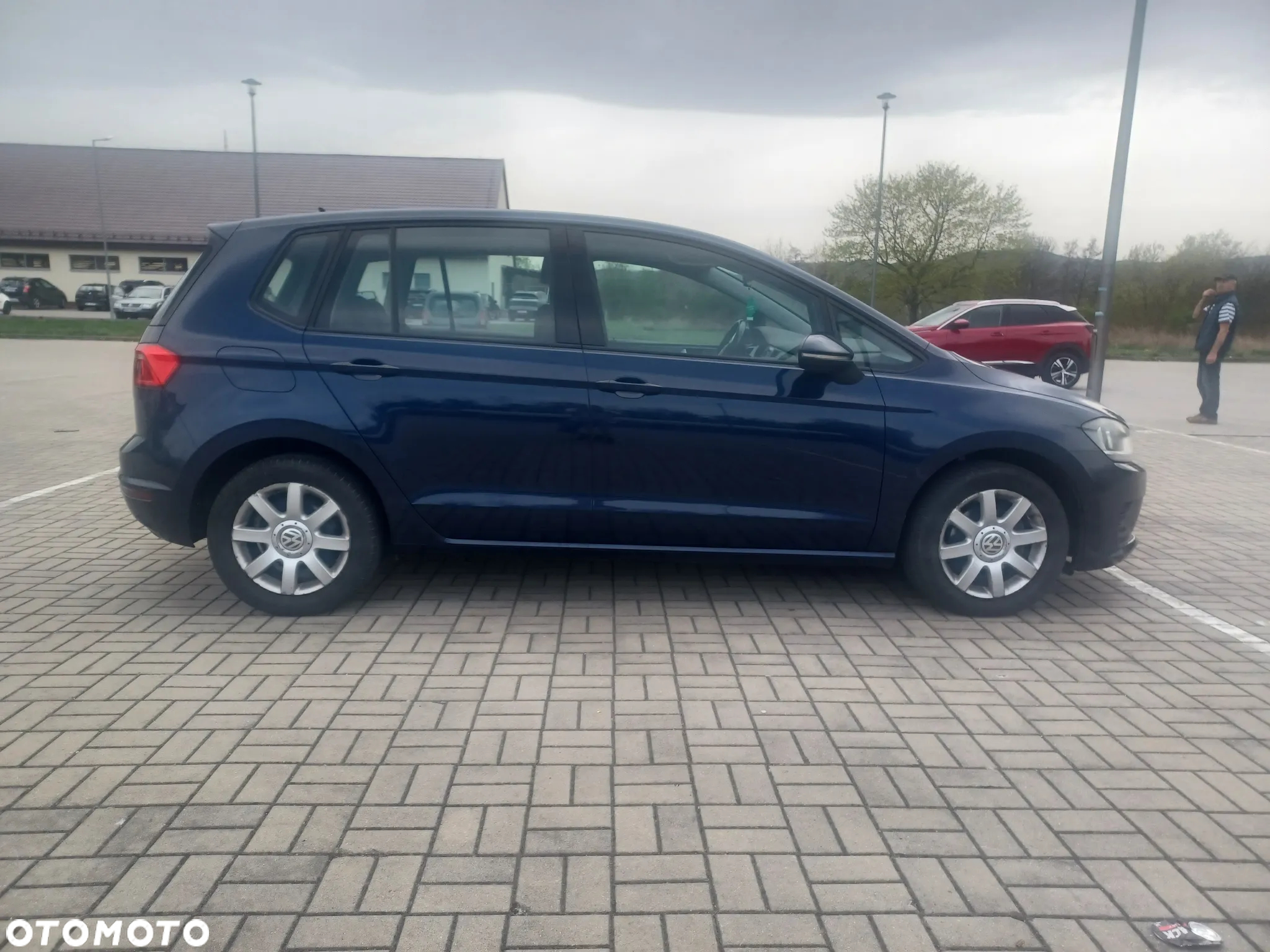 Volkswagen Golf Sportsvan VII SV 2.0 TDI BMT Highline - 4