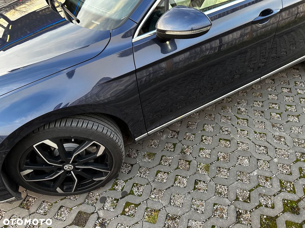 Volkswagen Passat - 10