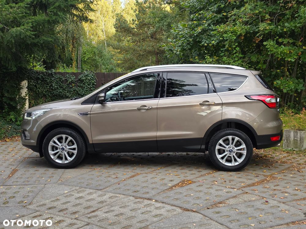 Ford Kuga 1.5 EcoBoost 2x4 Titanium - 28