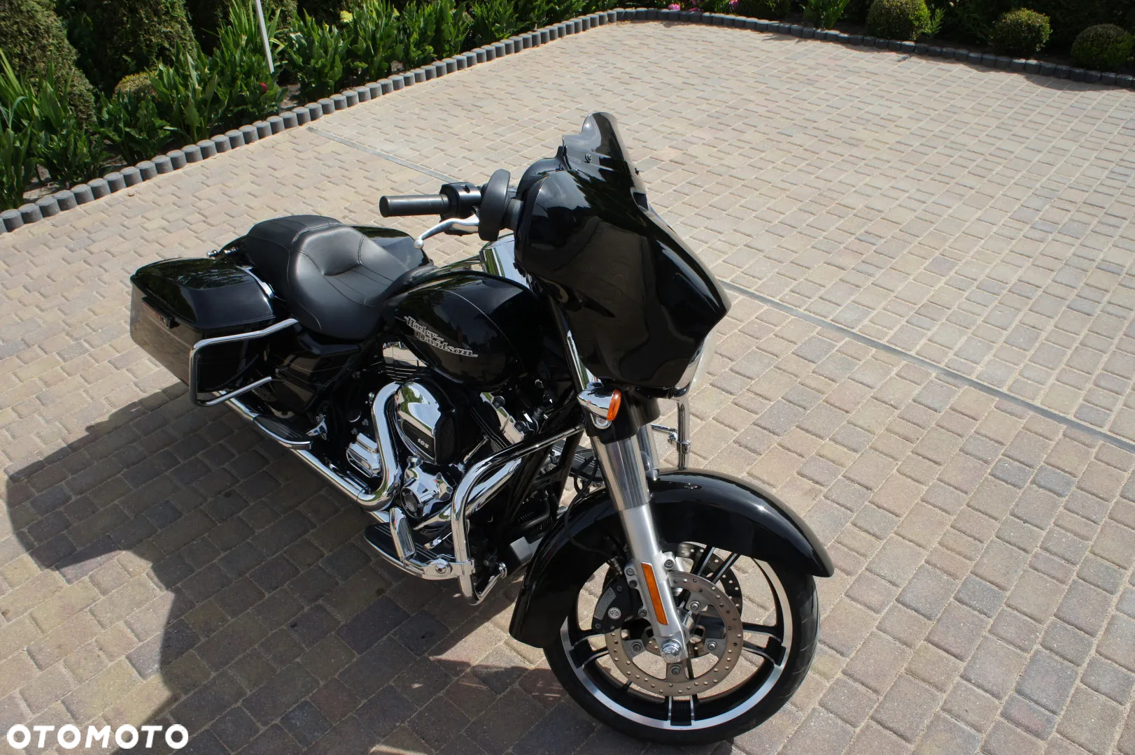 Harley-Davidson Touring Street Glide - 14