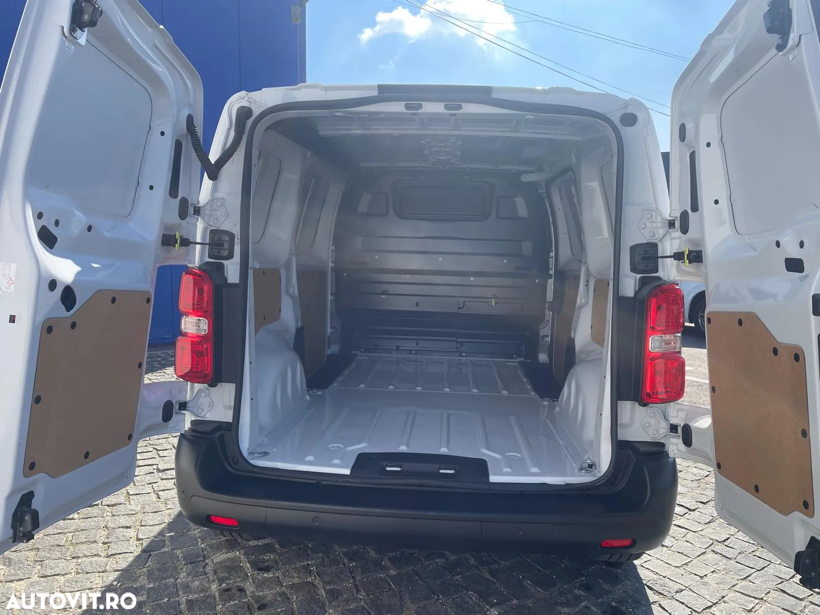 Peugeot EXPERT - 12