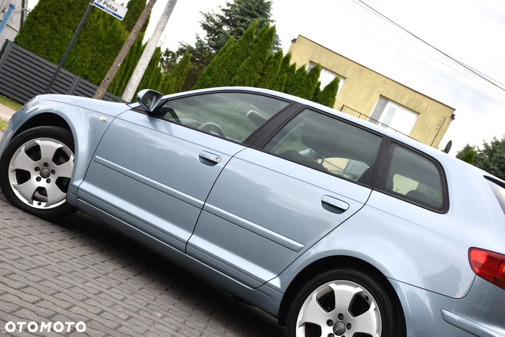 Audi A3 Sportback 2.0 TDI DPF Ambiente - 40