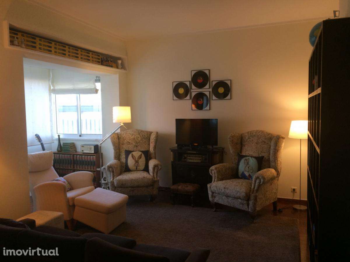 Quarto - localizado em Oeiras Lisbon - Grande imagem: 5/48