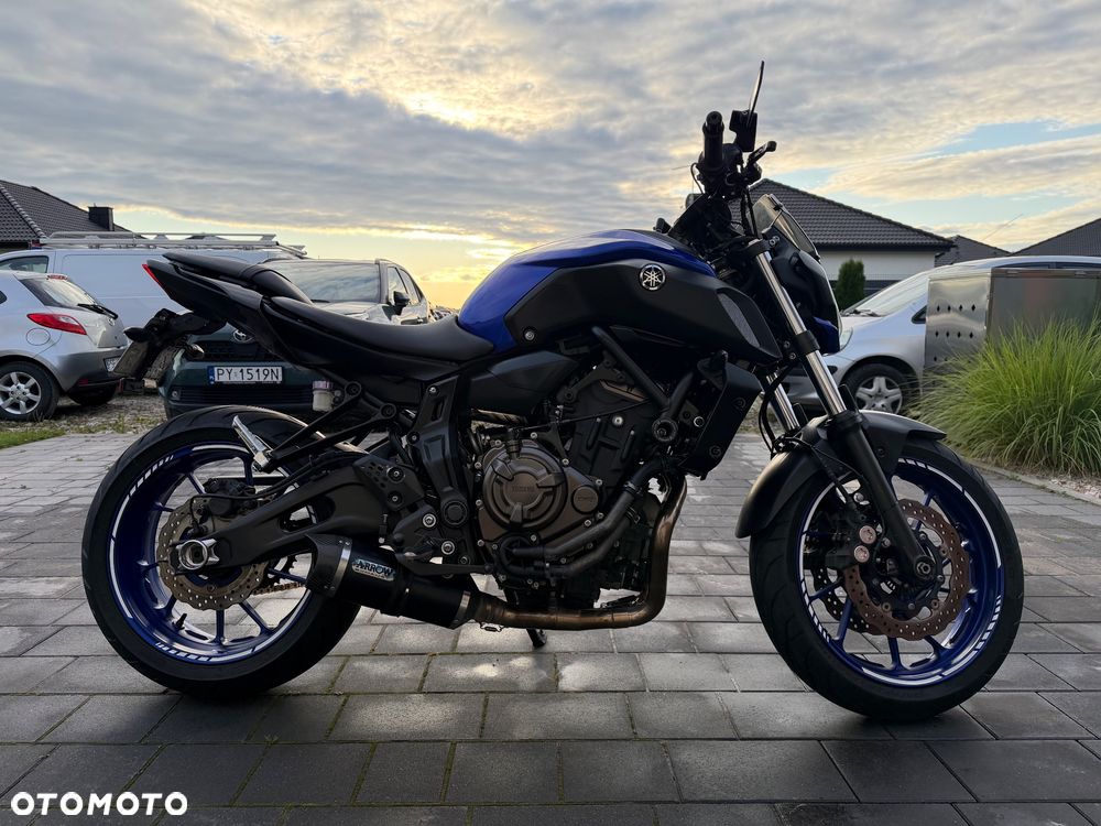 Yamaha MT - 3