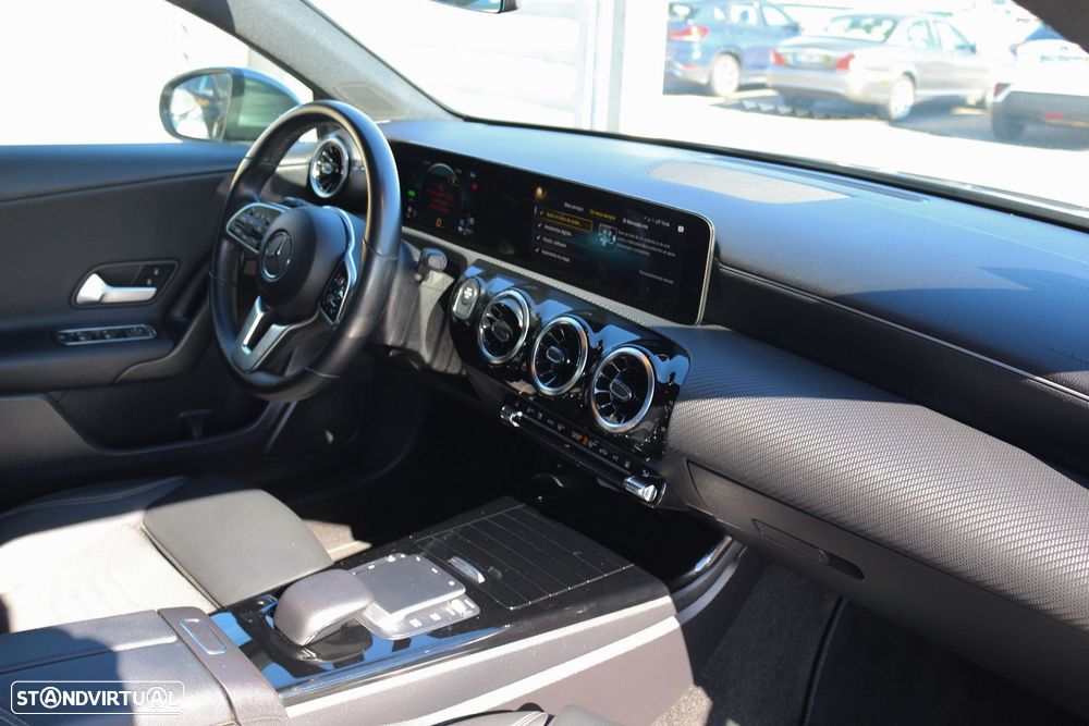 Mercedes-Benz A 250 e Style Plus - 42