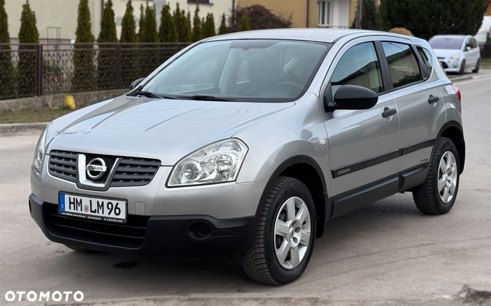 Nissan Qashqai 2.0 4x4 visia - 1