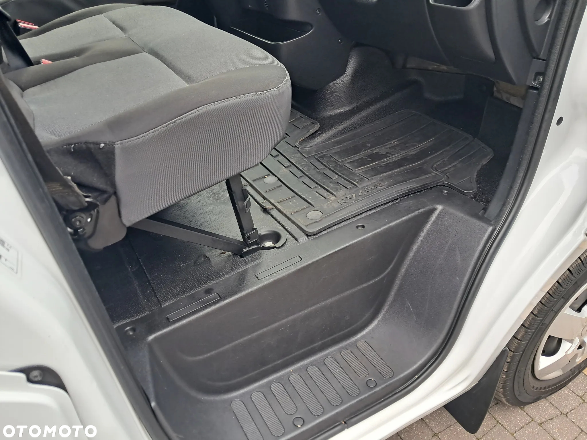 Nissan NV 400 !!! SUPER STAN !!! ORYGINALNY PRZEBIEG !!! - 19