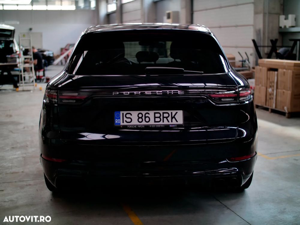 PORSCHE Cayenne 2018 — imagine 4