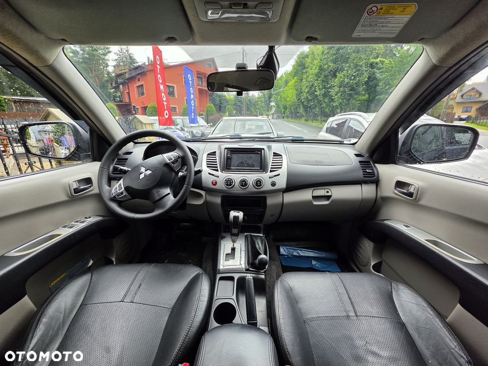 Mitsubishi L200 - 30