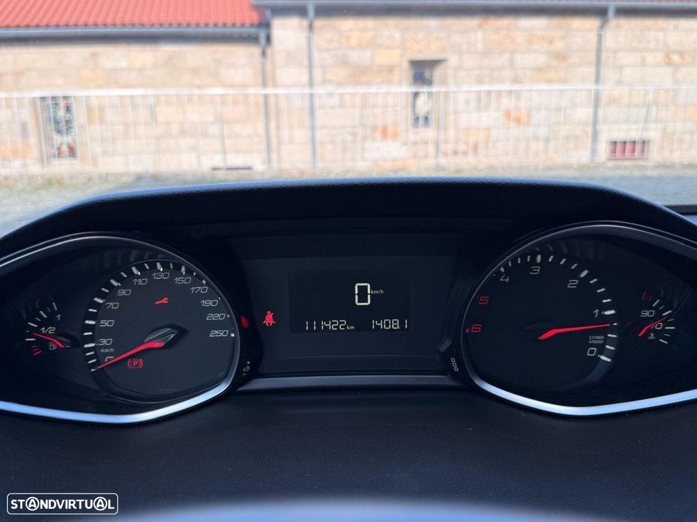 Peugeot 308 SW 1.5 BlueHDi Style - 26